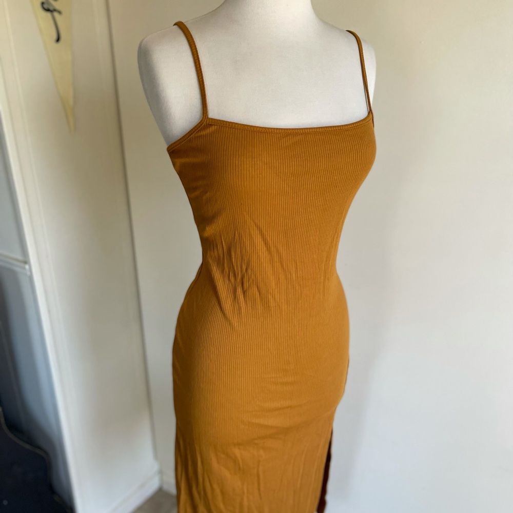 NWT mustard midi wiggle dress spaghetti strap L large curvy body con thigh slit